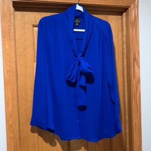 Worthington royal blue blouse.
